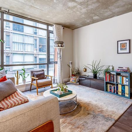 Spacious Corner Apartment Downtown Toronto Extérieur photo