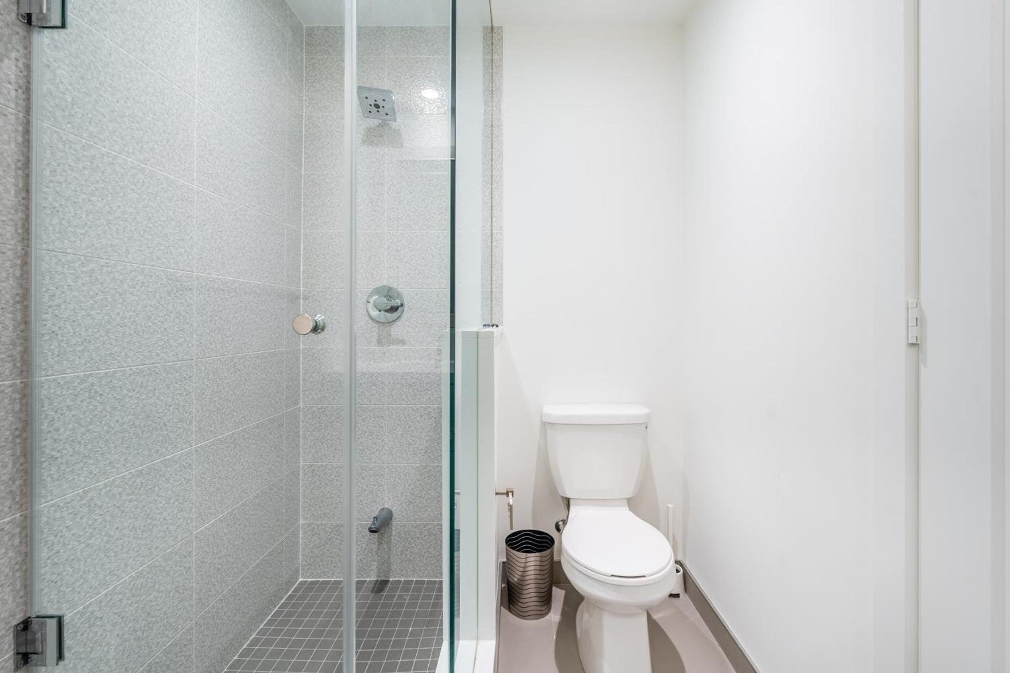 Spacious Corner Apartment Downtown Toronto Extérieur photo