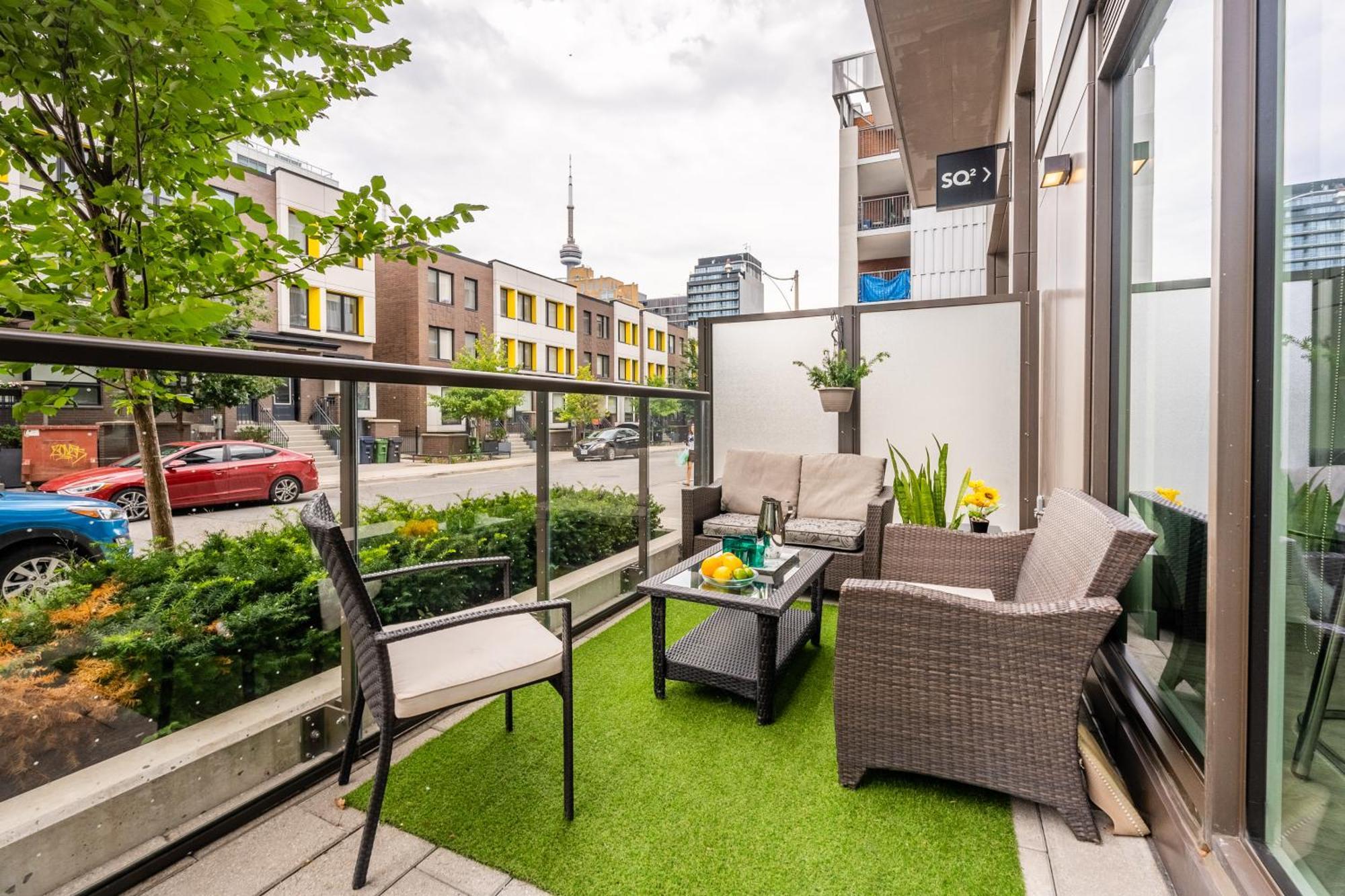 Spacious Corner Apartment Downtown Toronto Extérieur photo