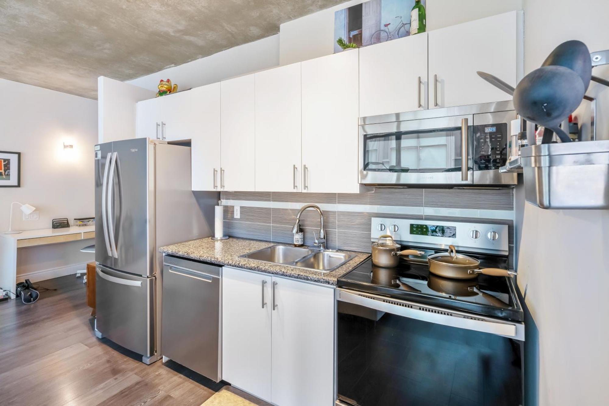 Spacious Corner Apartment Downtown Toronto Extérieur photo