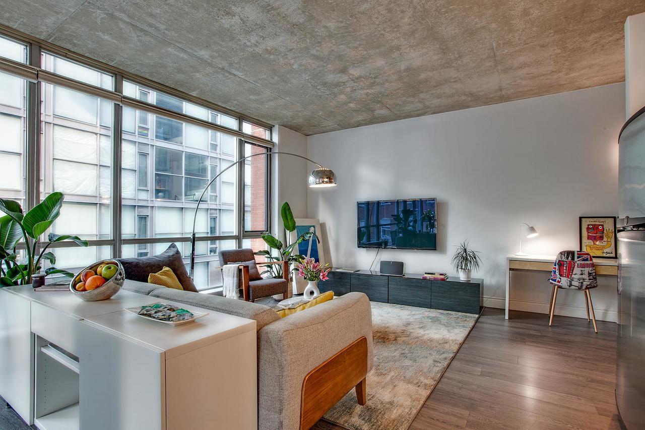 Spacious Corner Apartment Downtown Toronto Extérieur photo